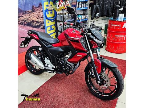 YAMAHA FZ 15 Fazer ABS, Foto 3