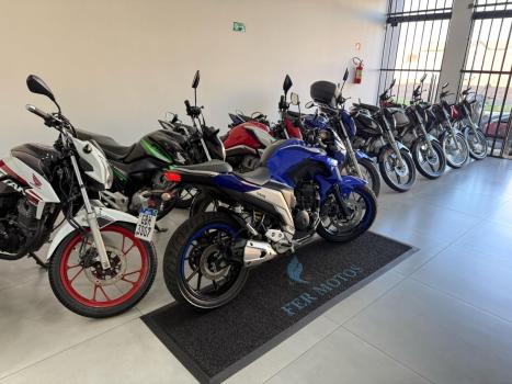 YAMAHA FZ 25 250 Fazer Flex , Foto 4