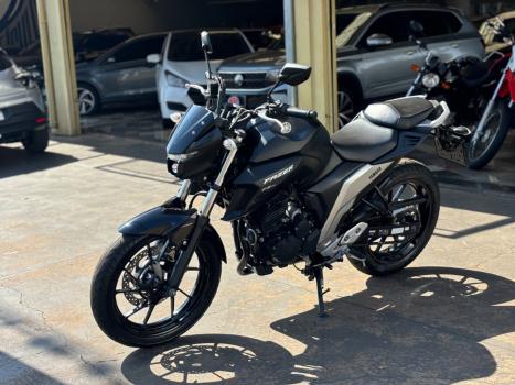 YAMAHA FZ 25 250 Fazer Flex , Foto 3