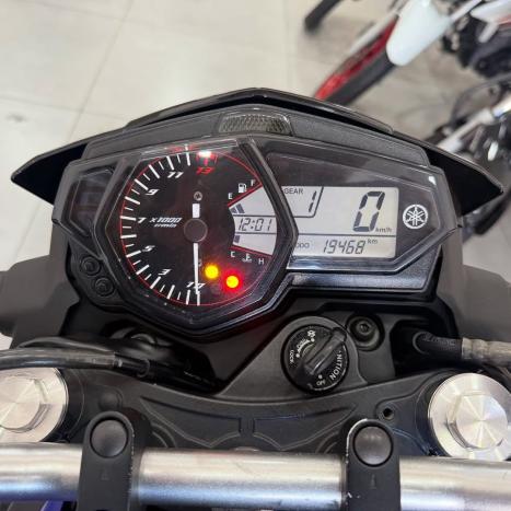 YAMAHA MT-03 300 , Foto 6
