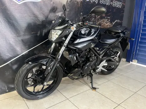 YAMAHA MT-03 300 ABS, Foto 9