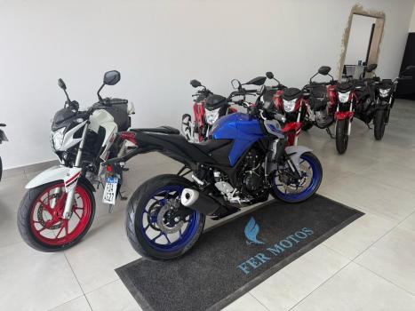 YAMAHA MT-03 300 ABS, Foto 4