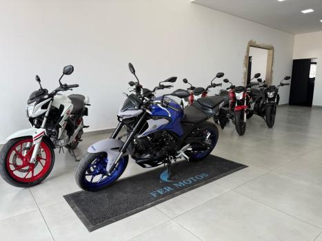 YAMAHA MT-03 300 ABS, Foto 5