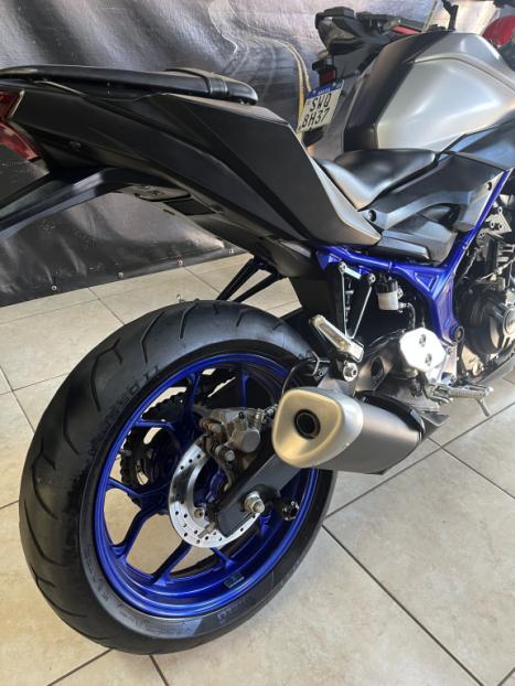 YAMAHA MT-03 300 ABS, Foto 7