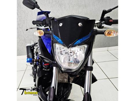YAMAHA MT-03 300 ABS, Foto 2