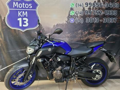 YAMAHA MT-07 700 ABS, Foto 6