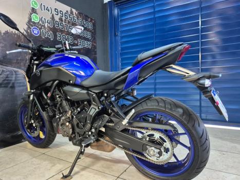 YAMAHA MT-07 700 ABS, Foto 5