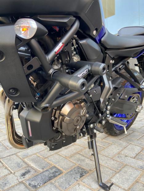 YAMAHA MT-07 700 ABS, Foto 10