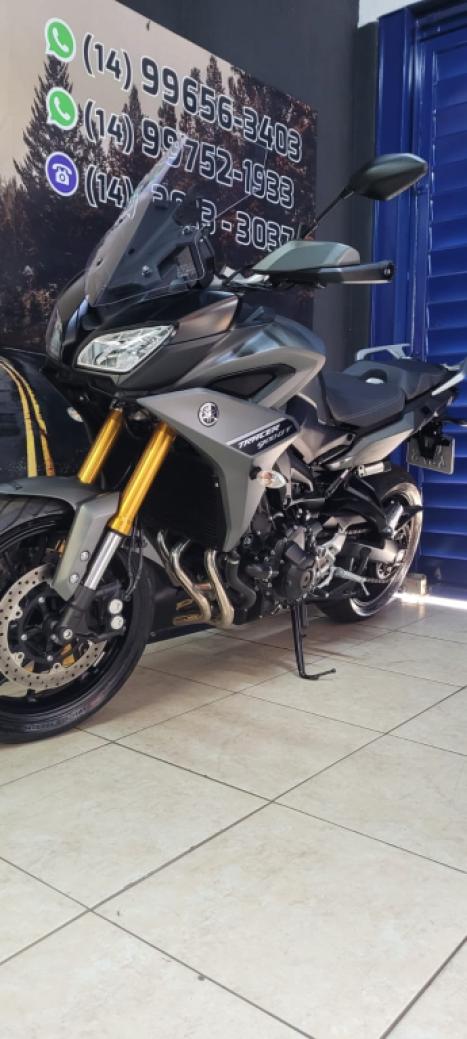 YAMAHA MT-09 Tracer GT 900 , Foto 3