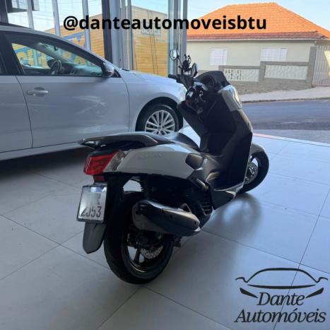 YAMAHA NMax 160 ABS, Foto 3
