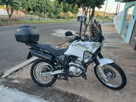 YAMAHA Tener 250 XTZ, Foto 4