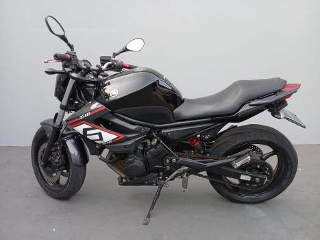 YAMAHA XJ6 600 , Foto 1