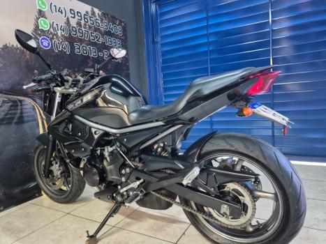YAMAHA XJ6 600 N, Foto 6