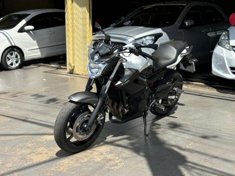 YAMAHA XJ6 600 N, Foto 2