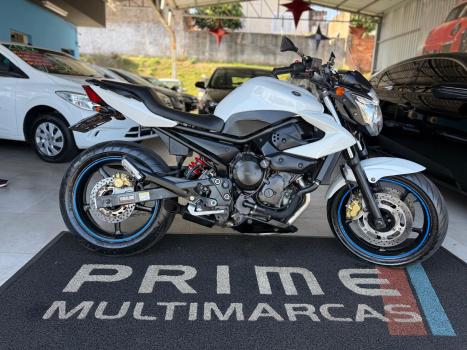 YAMAHA XJ6 600 N, Foto 1