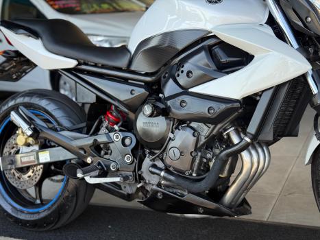 YAMAHA XJ6 600 N, Foto 6