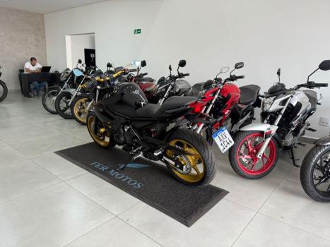 YAMAHA XJ6 600 N, Foto 3