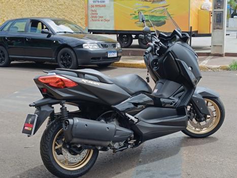 YAMAHA Xmax 250 , Foto 2