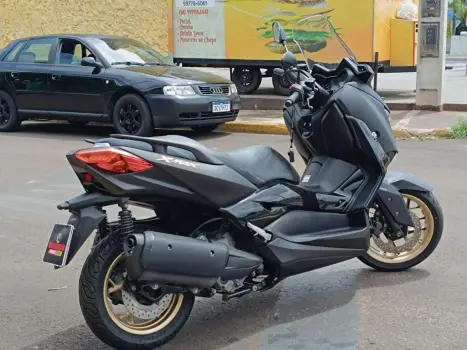 YAMAHA Xmax 250 , Foto 4