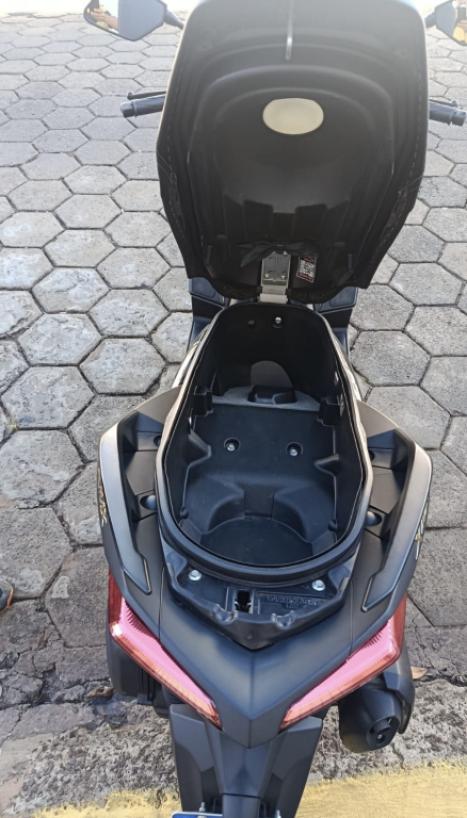 YAMAHA Xmax 250 , Foto 6
