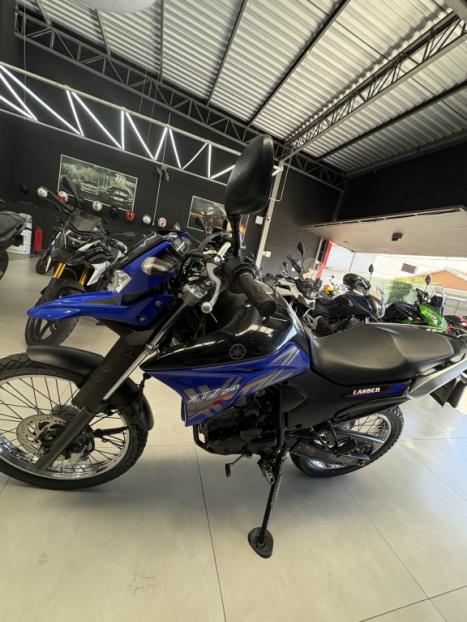 YAMAHA XTZ 250 LANDER, Foto 2
