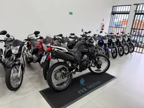 YAMAHA XTZ 250 LANDER, Foto 4