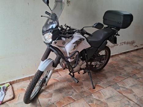 YAMAHA XTZ 250 TENER, Foto 1