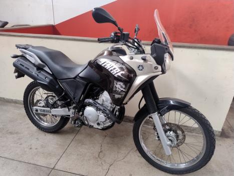 YAMAHA XTZ 250 TENER, Foto 1