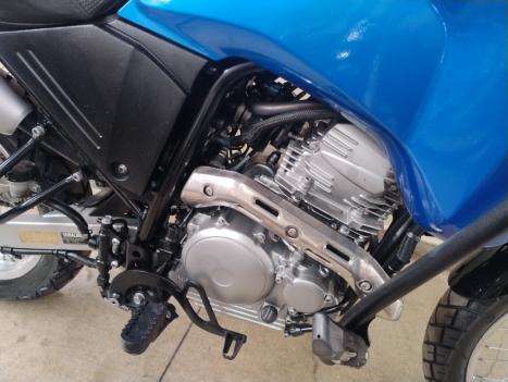 YAMAHA XTZ 250 TENER, Foto 5