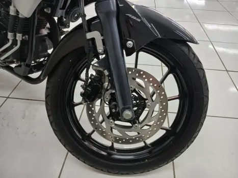 YAMAHA YS Fazer 250 , Foto 12