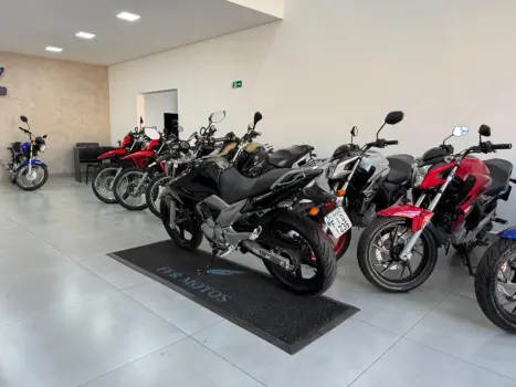 YAMAHA YS Fazer 250 , Foto 4