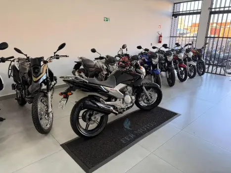 YAMAHA YS Fazer 250 , Foto 5