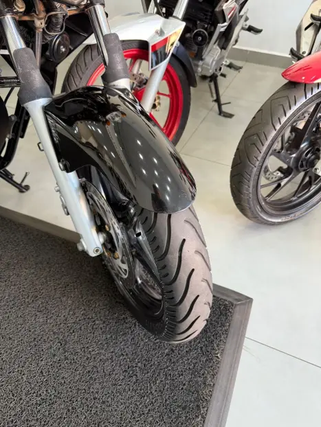 YAMAHA YS Fazer 250 , Foto 10