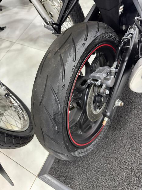 YAMAHA YZF R3 320 ABS, Foto 9