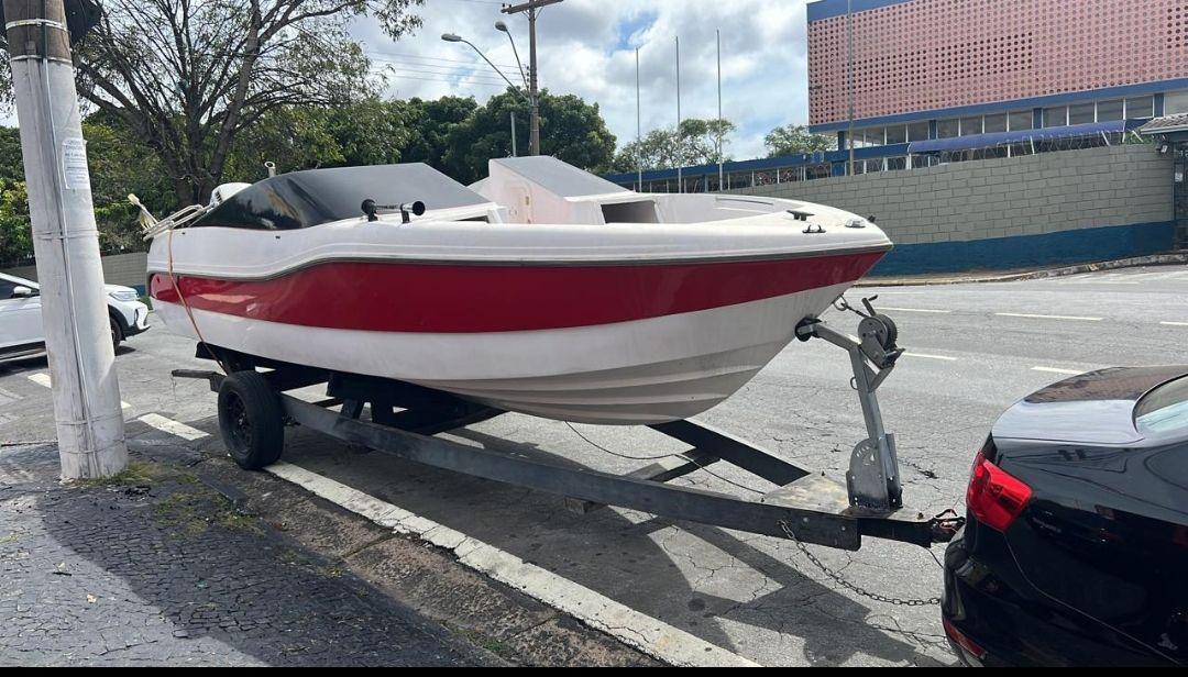 ALTERNATIVA 630 Cabin