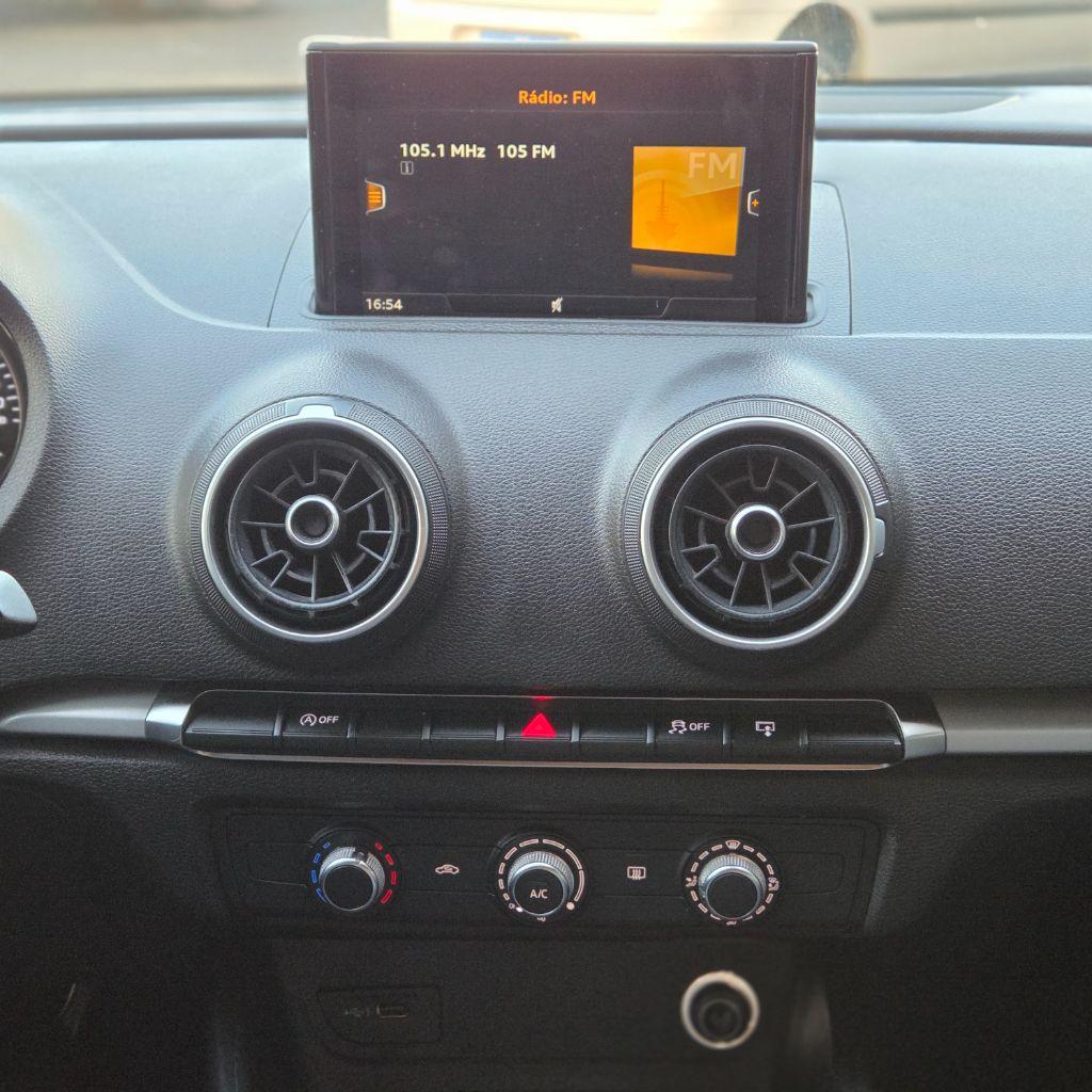 AUDI A3 - Foto