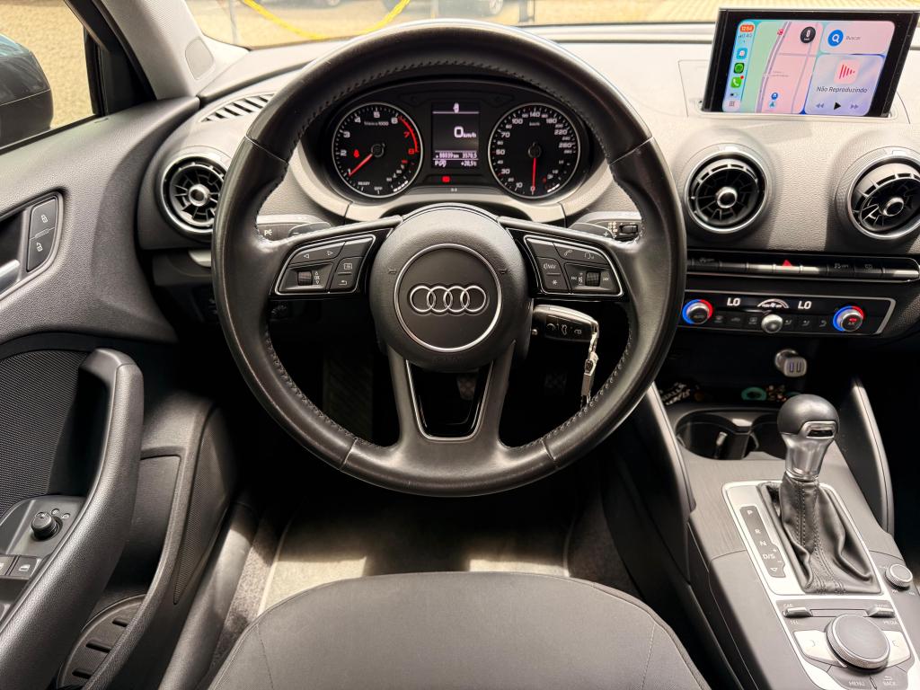 AUDI A3 Sedan - Foto