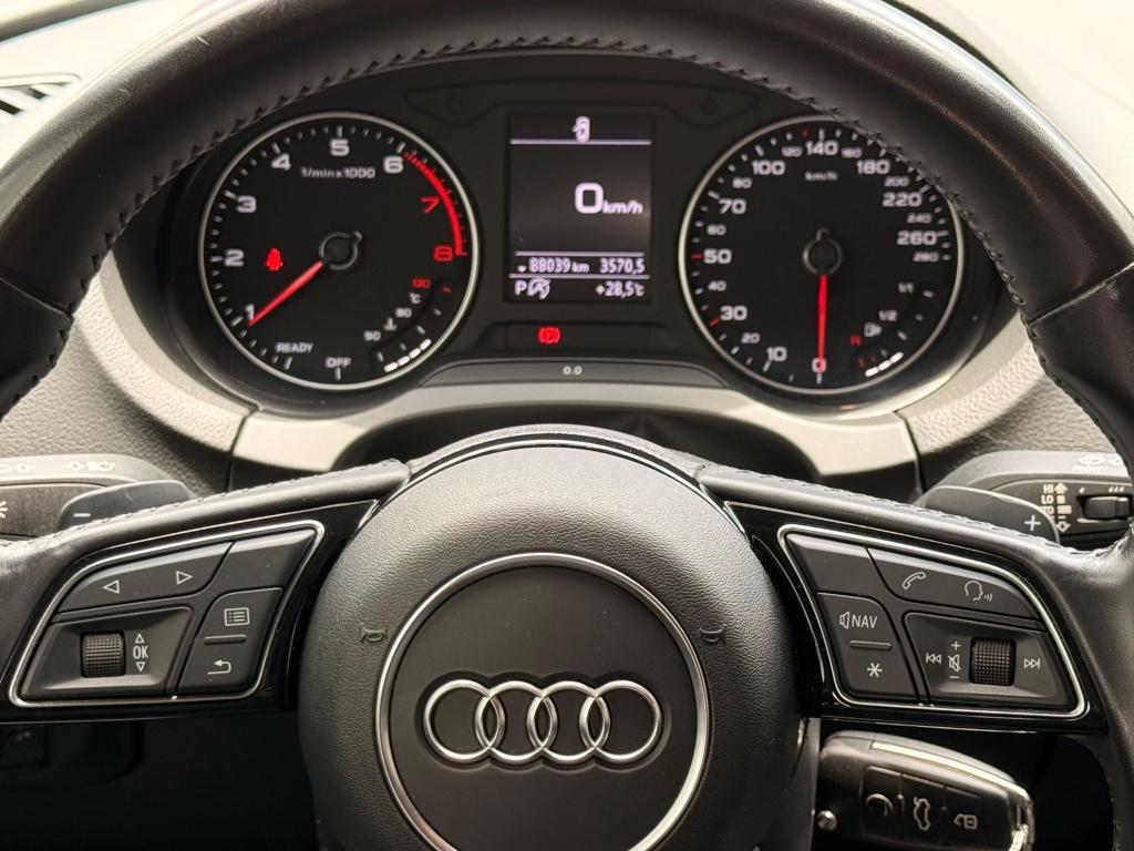 AUDI A3 Sedan - Foto