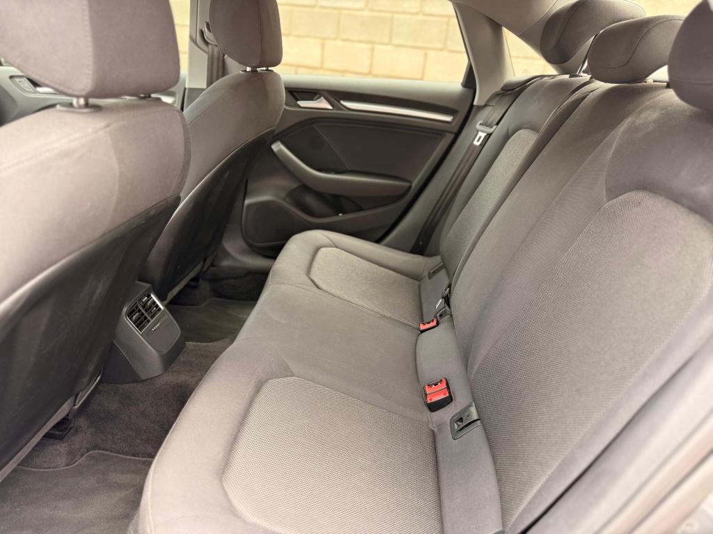 AUDI A3 Sedan - Foto