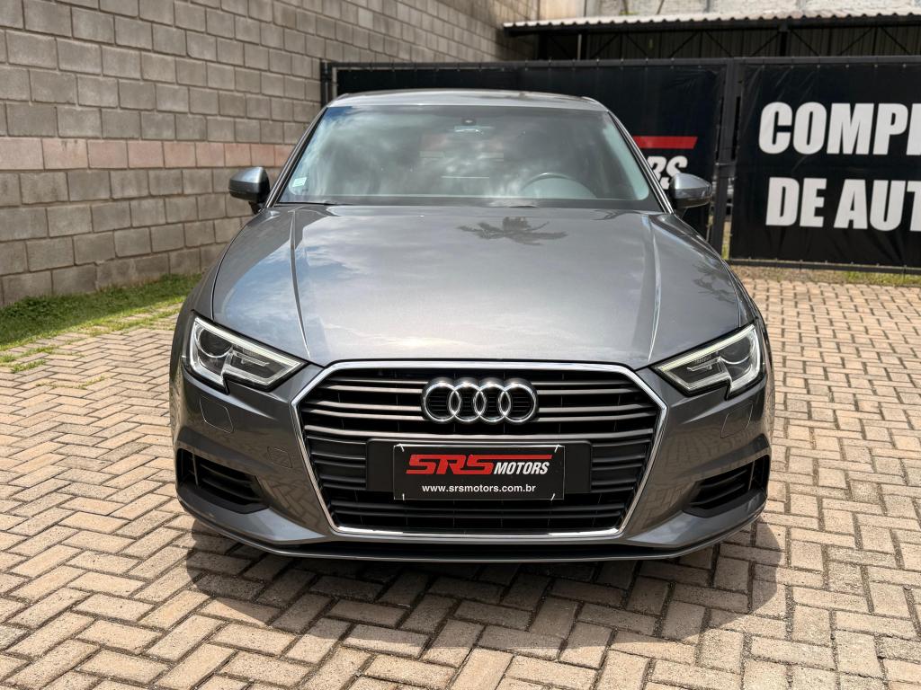 AUDI A3 Sedan - Foto