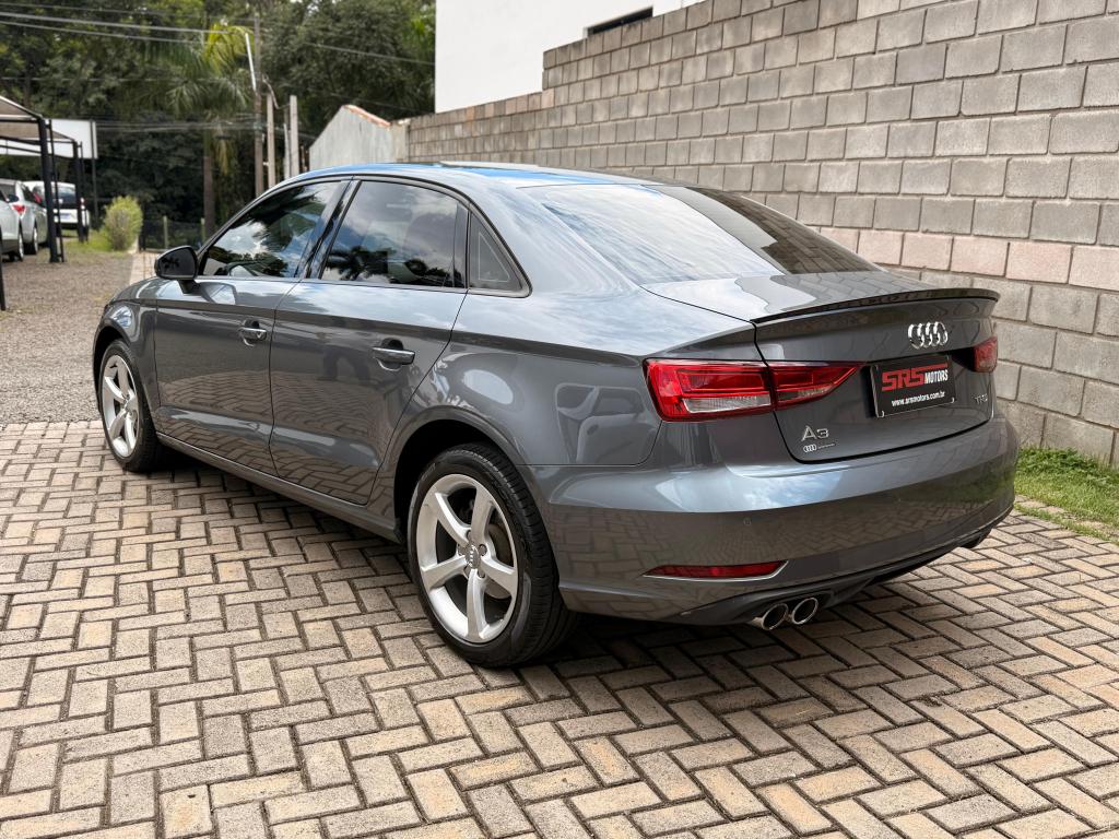 AUDI A3 Sedan - Foto