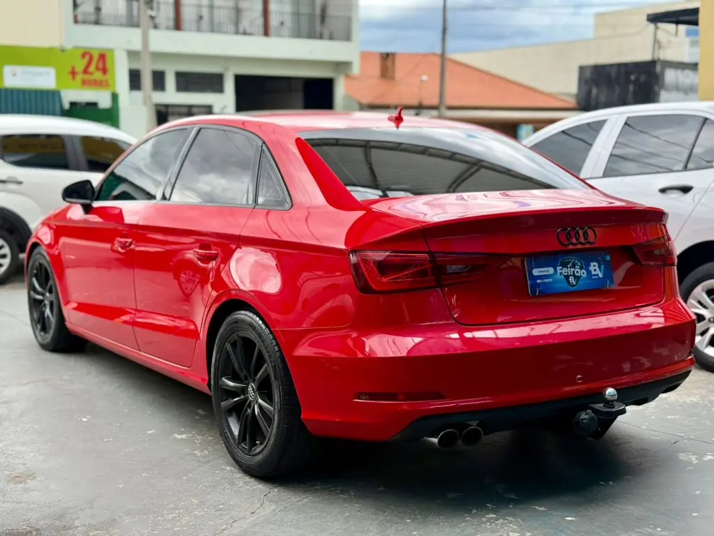AUDI A3 Sedan - Foto