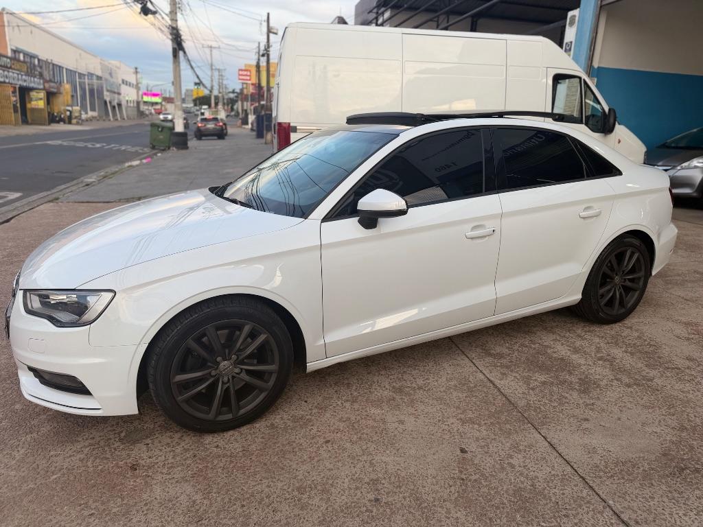 AUDI A3 Sedan - Foto