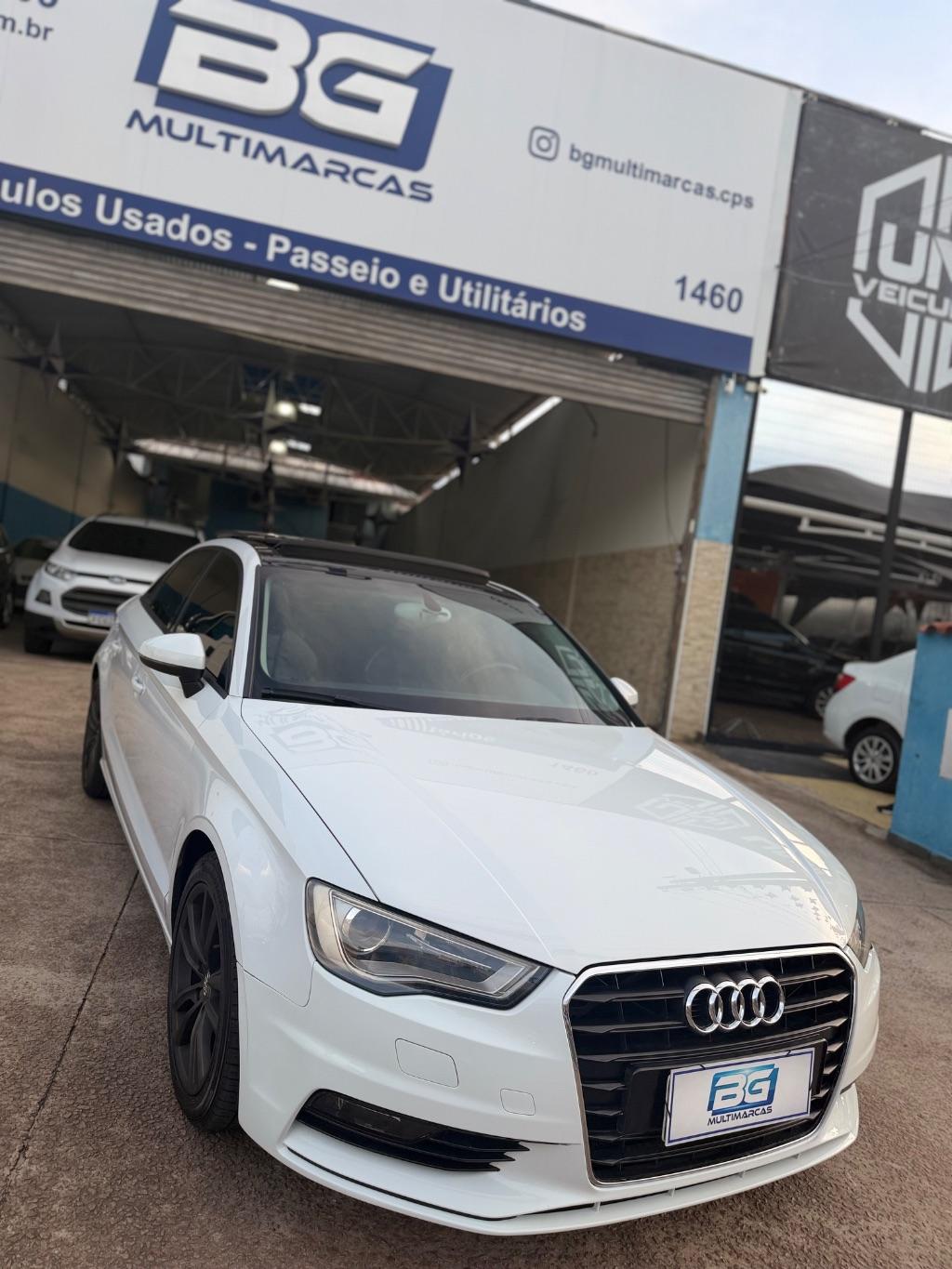 AUDI A3 Sedan - Foto