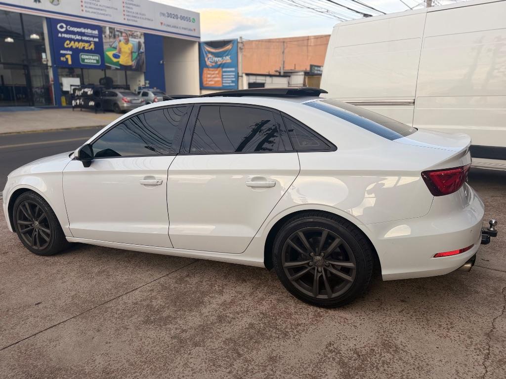 AUDI A3 Sedan - Foto