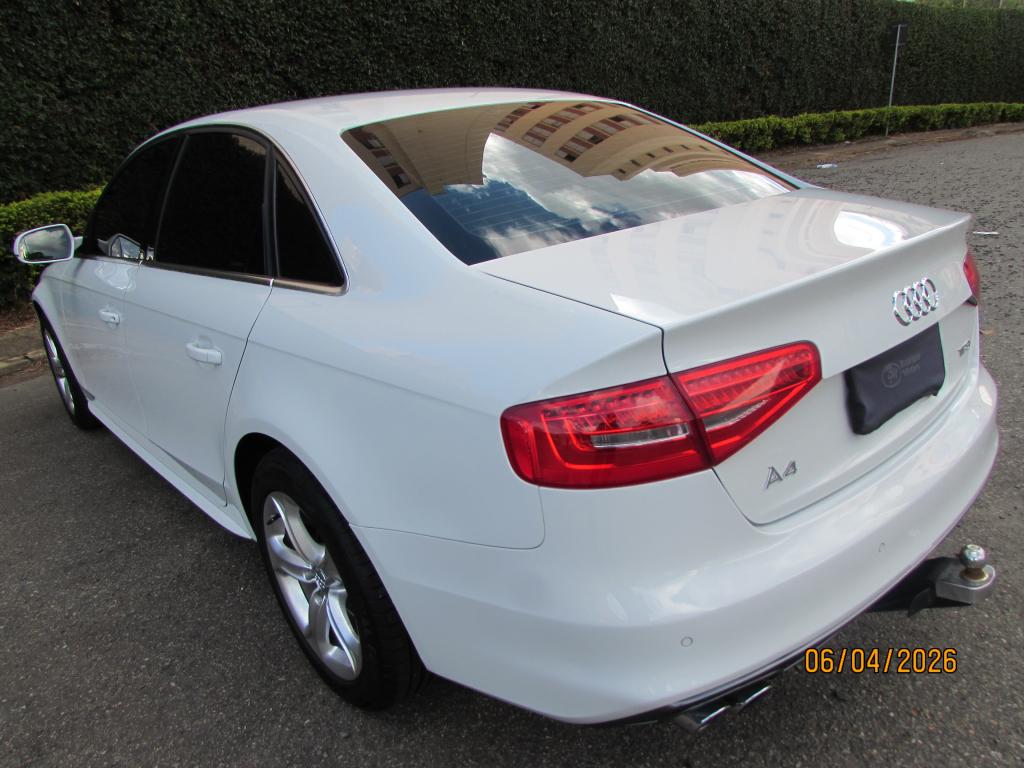 AUDI A4 - Foto