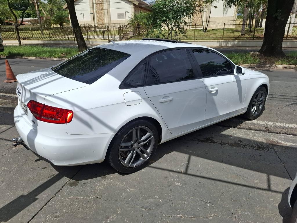 AUDI A4 - Foto