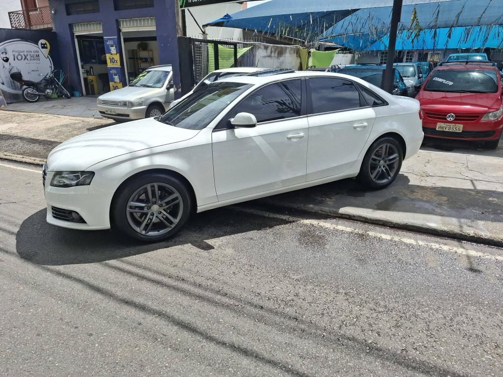 AUDI A4 Avant - Foto