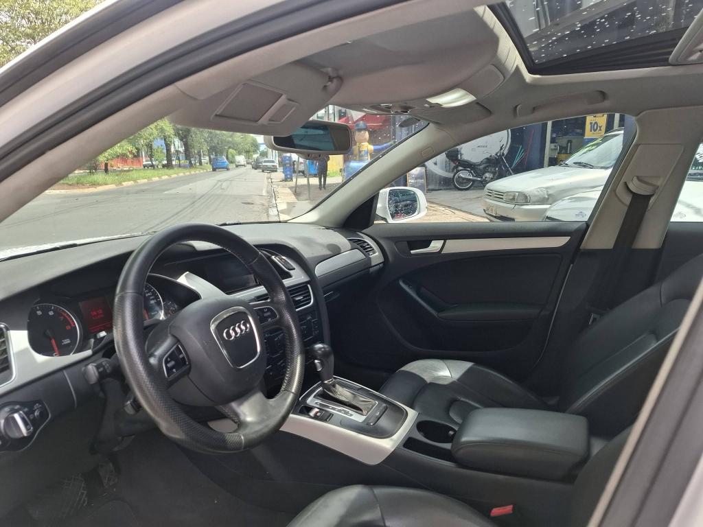 AUDI A4 Avant - Foto