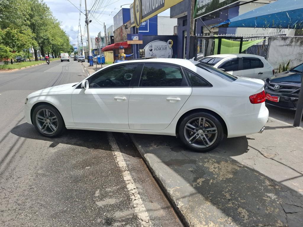 AUDI A4 Avant - Foto